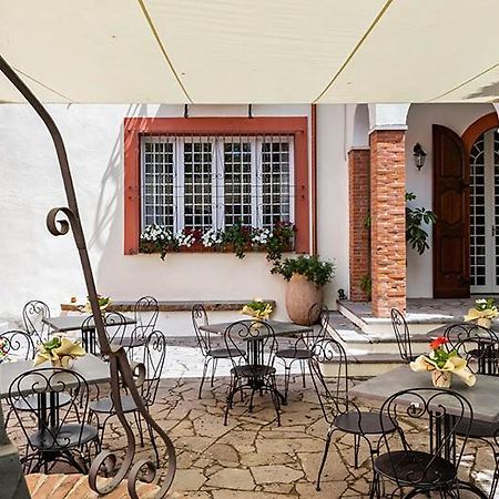 Borgo Prima Luce Hotel Cuglieri Buitenkant foto